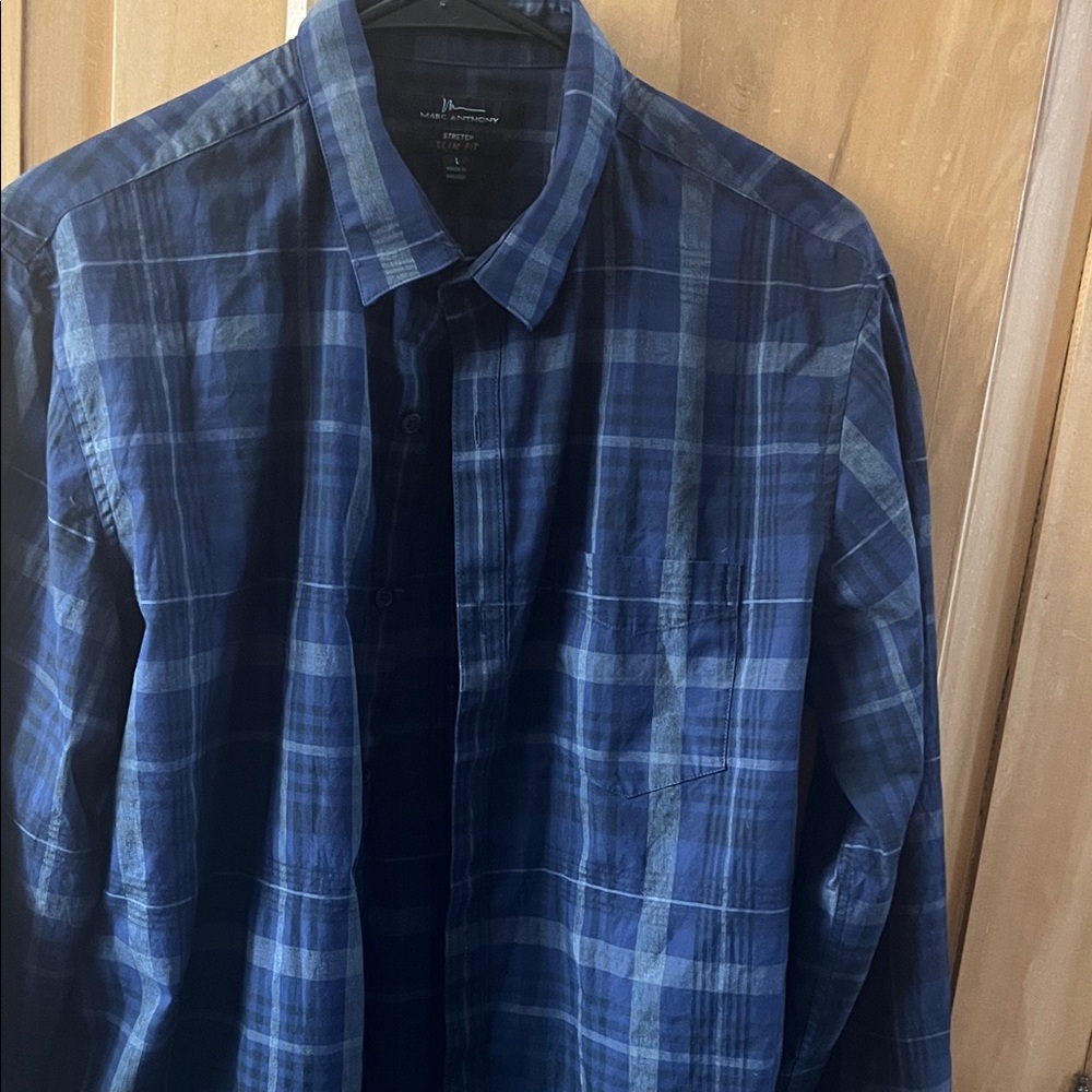 Marc Anthony Men's Navy plaid Checkered Shirt size Large